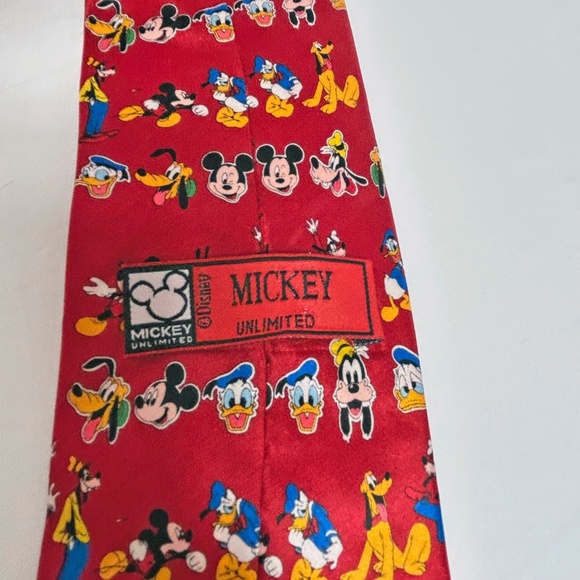 Vintage Mickey Unlimited necktie with Mickey Mouse, Donald Duck, Pluto and Goofy - Picture 3 of 5